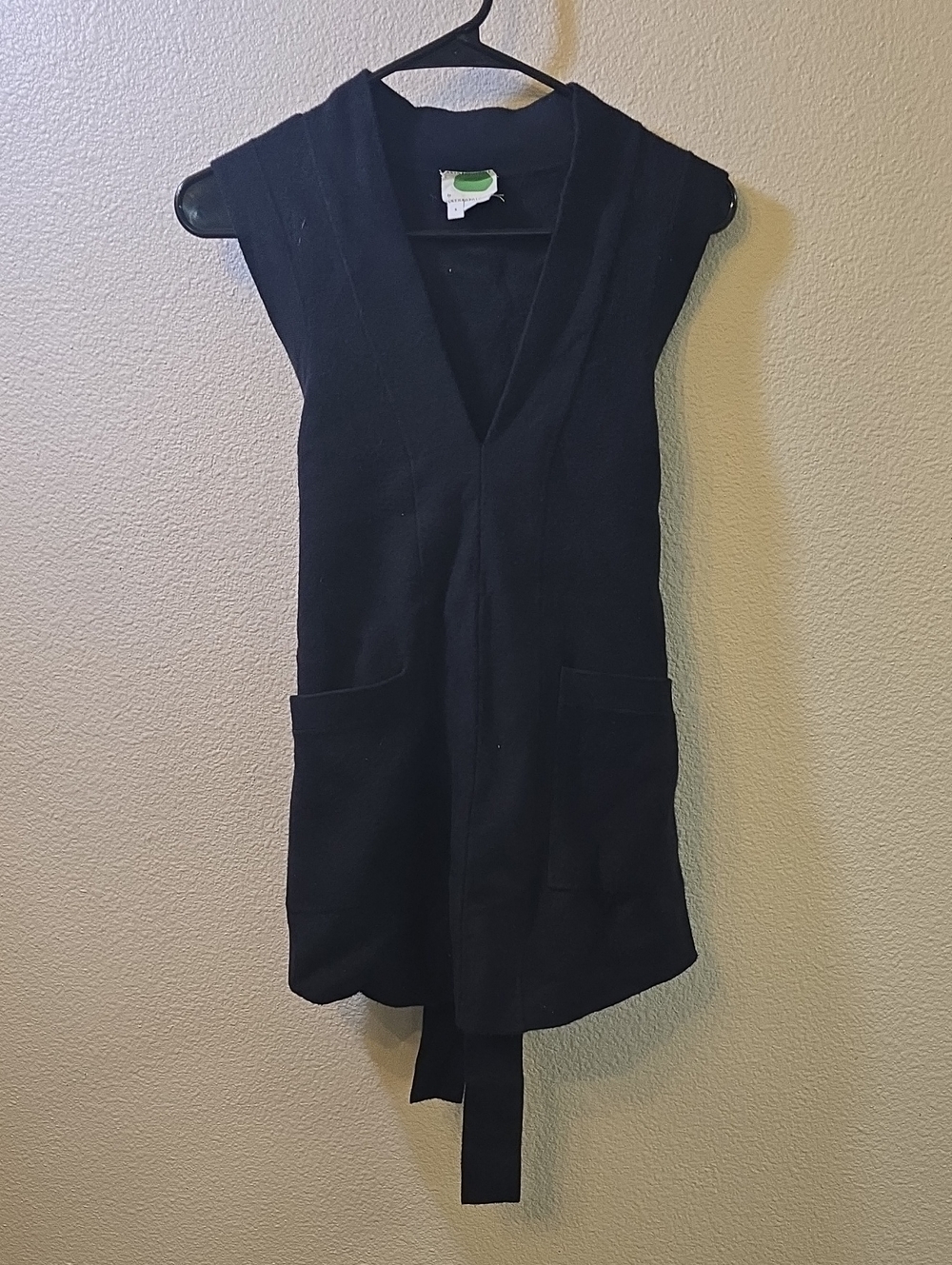 Anthropologie Black Sleeveless Knit Tank with Pockets